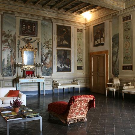 Hotel Vesconte Residenza D'Epoca Dal 1533 à Bolsena Extérieur photo