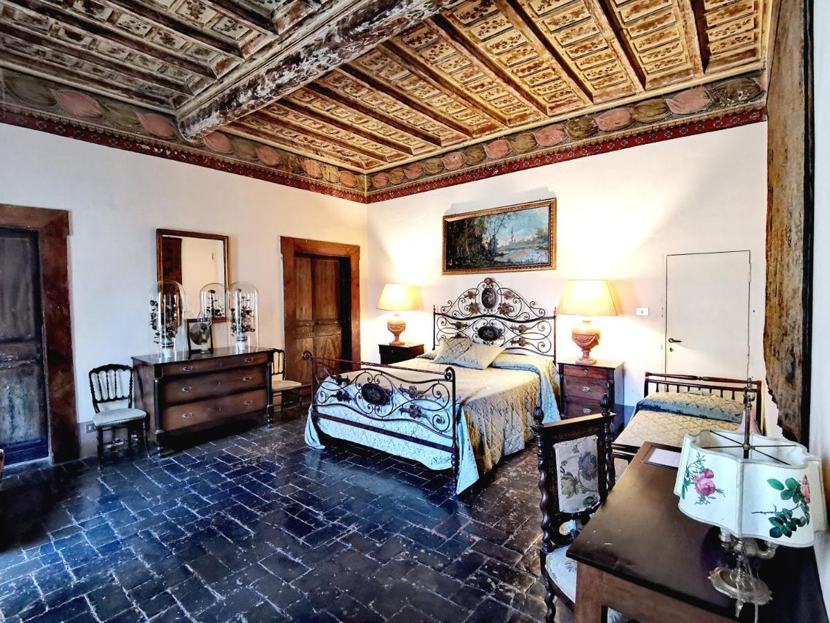 Hotel Vesconte Residenza D'Epoca Dal 1533 à Bolsena Extérieur photo