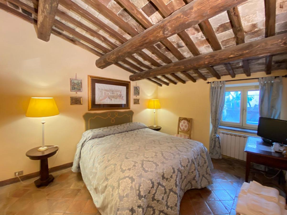 Hotel Vesconte Residenza D'Epoca Dal 1533 à Bolsena Extérieur photo