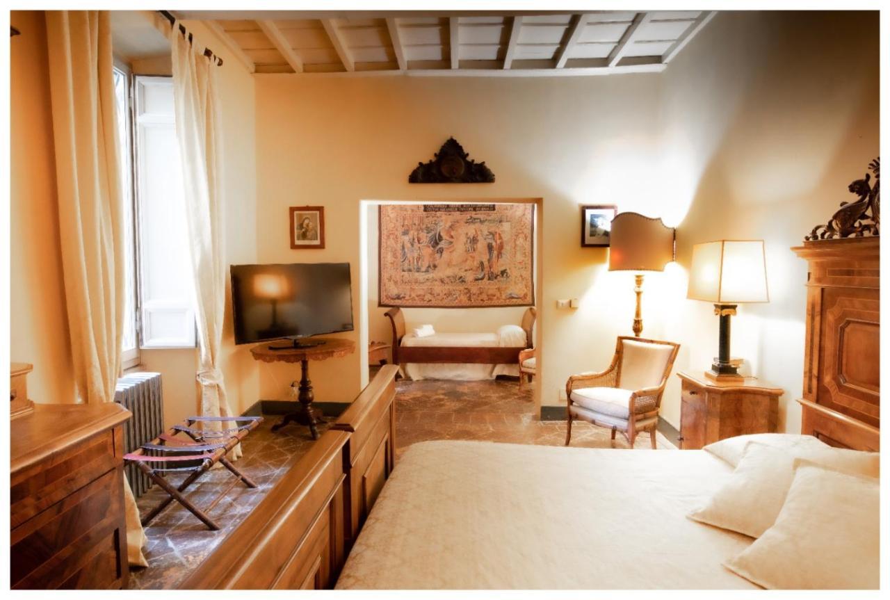 Hotel Vesconte Residenza D'Epoca Dal 1533 à Bolsena Extérieur photo