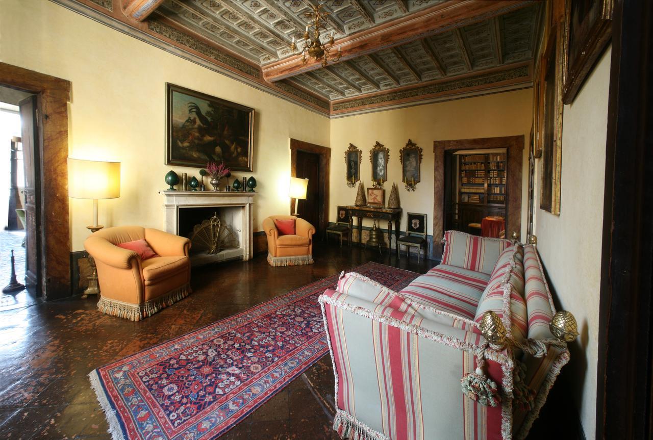 Hotel Vesconte Residenza D'Epoca Dal 1533 à Bolsena Extérieur photo